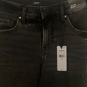 Express ‘70s Flair Mid Rise